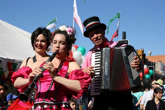 roving performers with instruments