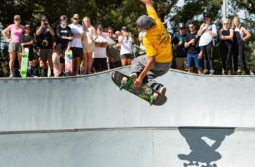 Photo of Marley Rae by Eric Chen at the 2021 King of Concrete skateboarding contest.
