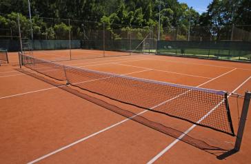 Cintra Park tennis court